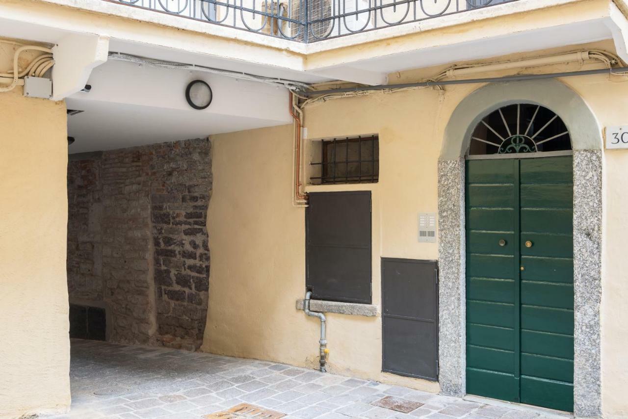 Duomo Luxury Suite - By Myhomeincomo Exterior foto
